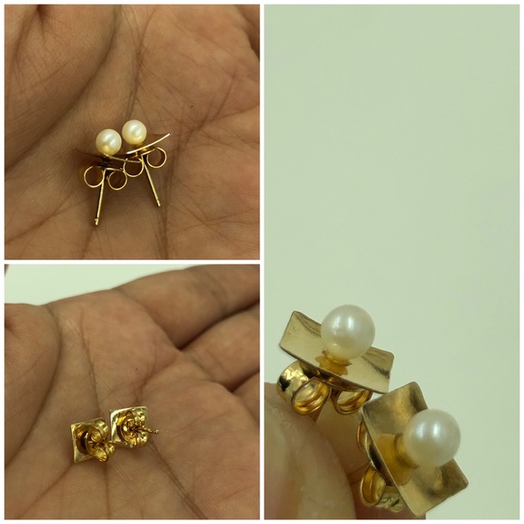 🔥SOLD🔥14KT Yellow Gold White Pearl Stud Earrings - Picture 4 of 7
